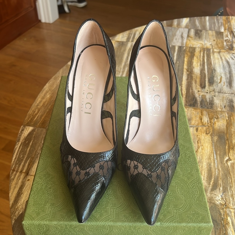 Gucci Python Calf Leather Pumps - image 3